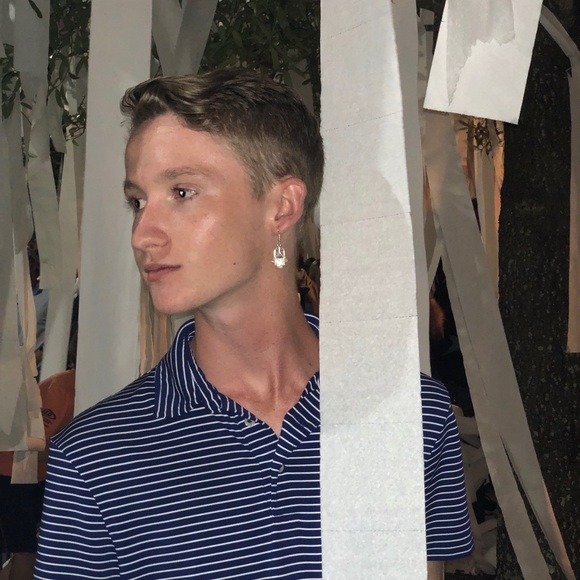 Meet your Posher, Sam - Picture 1 of 1